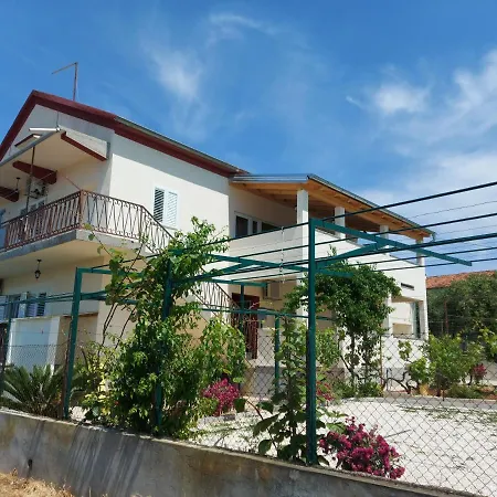 Apartman Marin *