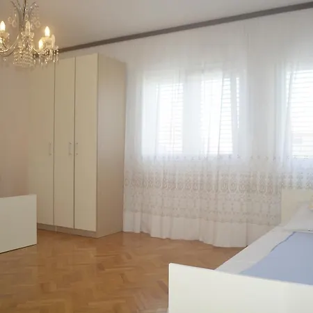 Marin Διαμέρισμα *