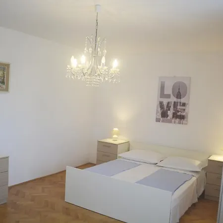 Marin Apartman Bibinje